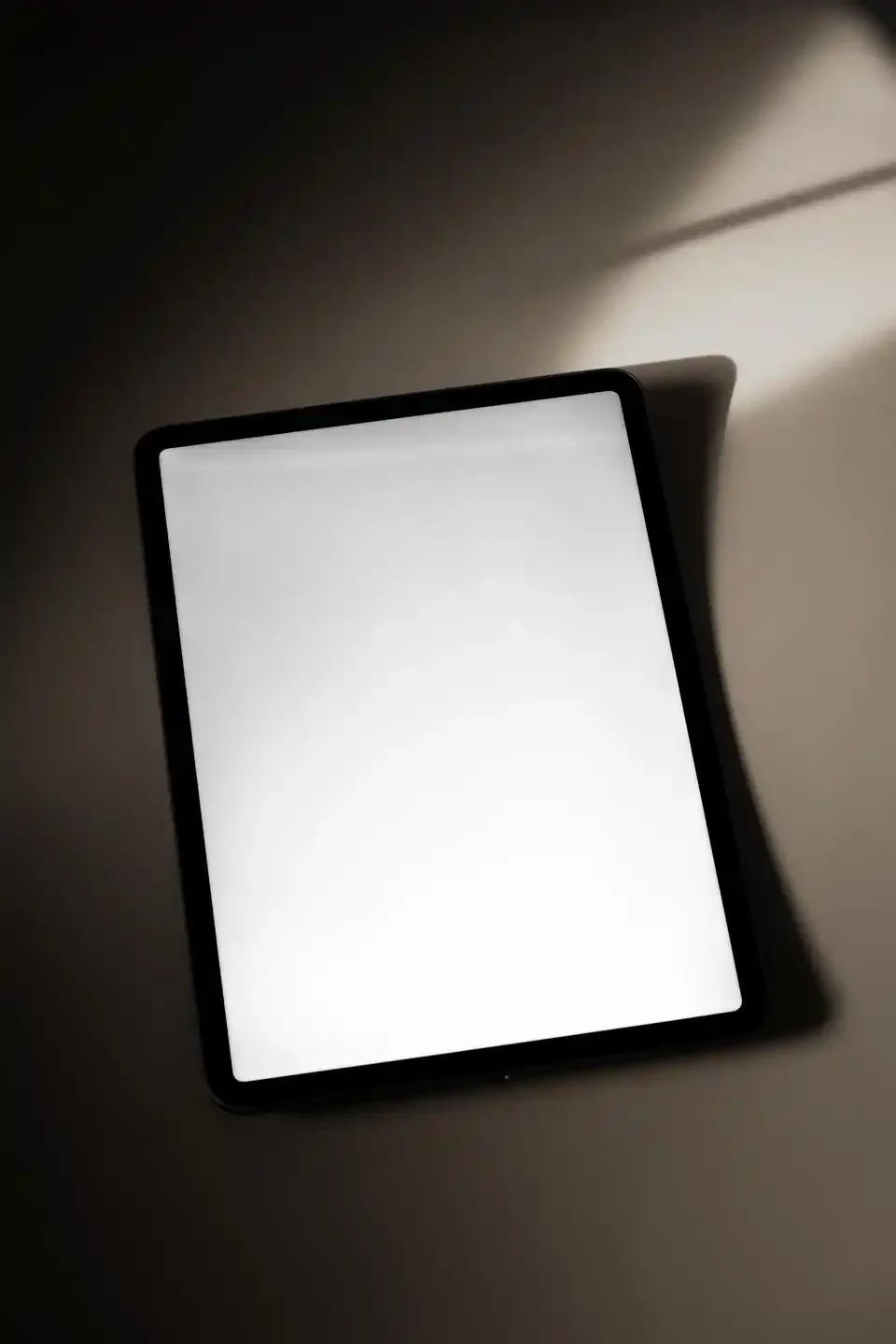 iPad Pro Mockup S004-001 screenshot 1